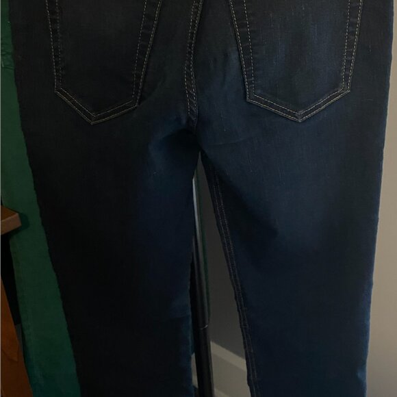 Joe's Jeans Curvy Skinny in Darkwash - Picture 2 of 2